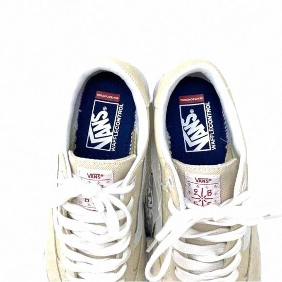 💖MEGA SALE💖VANS Berle Whitecap Suede Low Top VN0A5JIJ83M Women’s Tan White - Picture 8 of 11